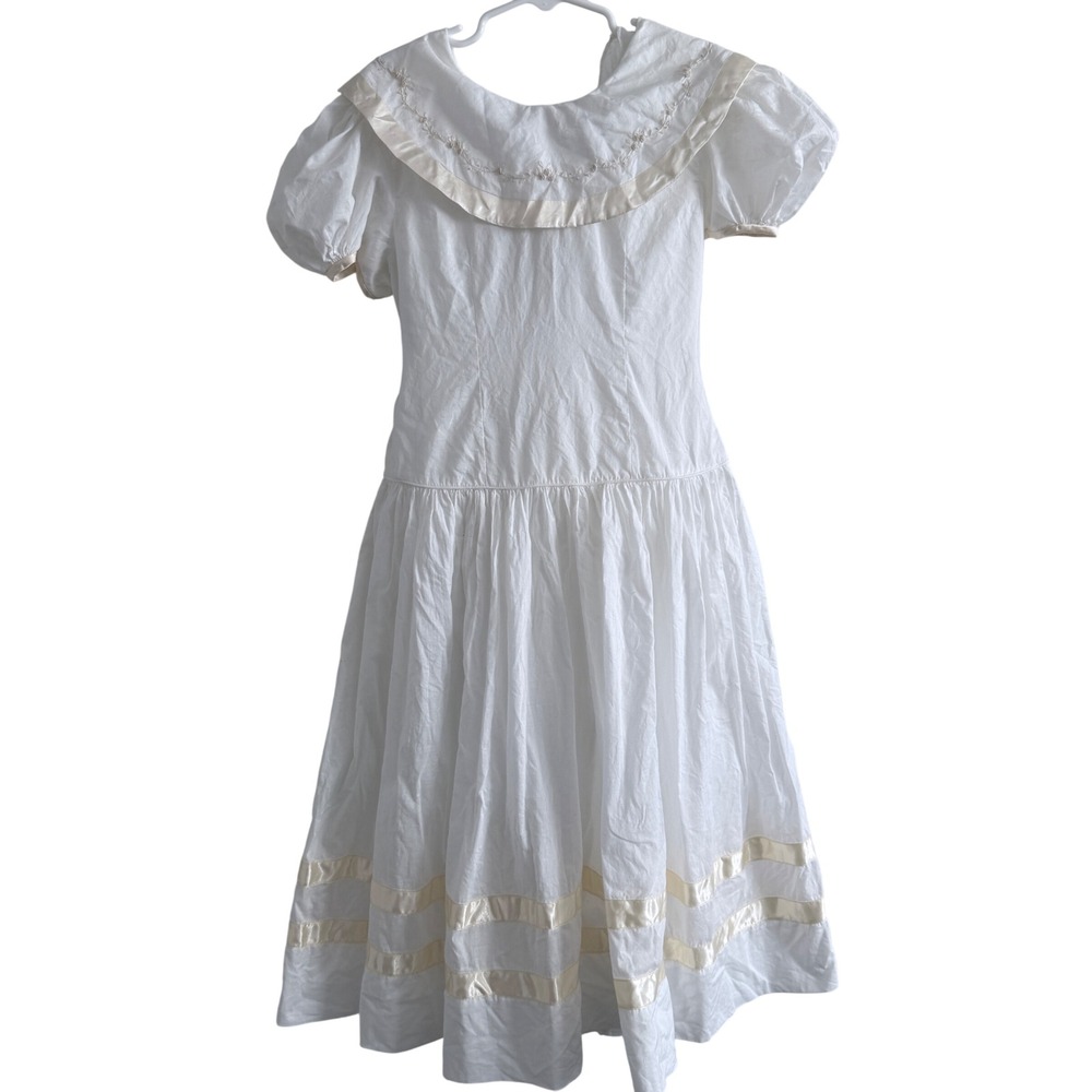 Vintage Strasburg Lace Heirloom Collection White Portrait Dress Size 7